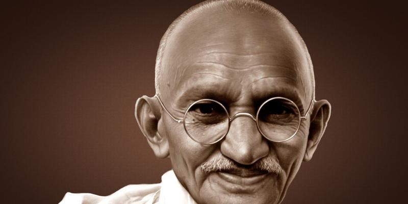 जाने कैसे मिला गांधी जी को महात्मा का खिताब, और किसने पहली बार राष्ट्रपिता कहकर किया था संबोधित