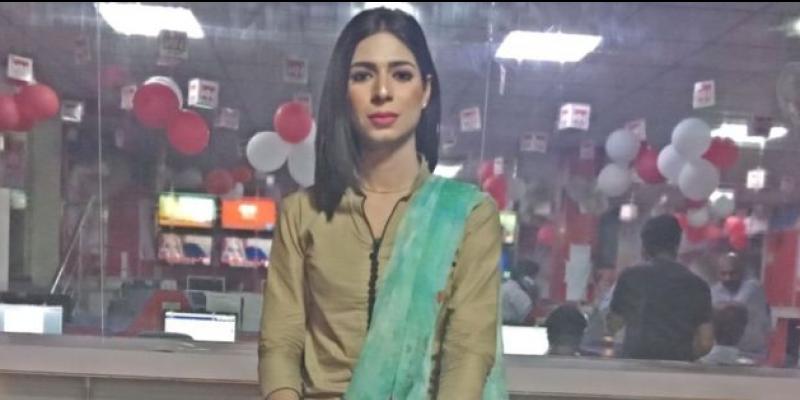 पाकिस्‍तानी टीवी चैनल पर न्‍यूज एंकर बन इस इस ट्रांसजेंडर ने रचा इतिहास